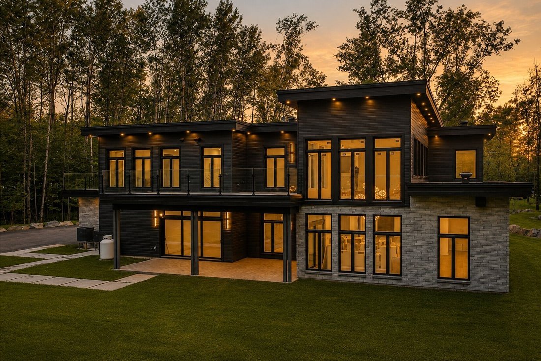 House in Bromont, Quebec, Canada 4 - 17411873