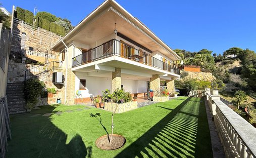 Haus in Arenys de Munt, Katalonien, Spanien 1