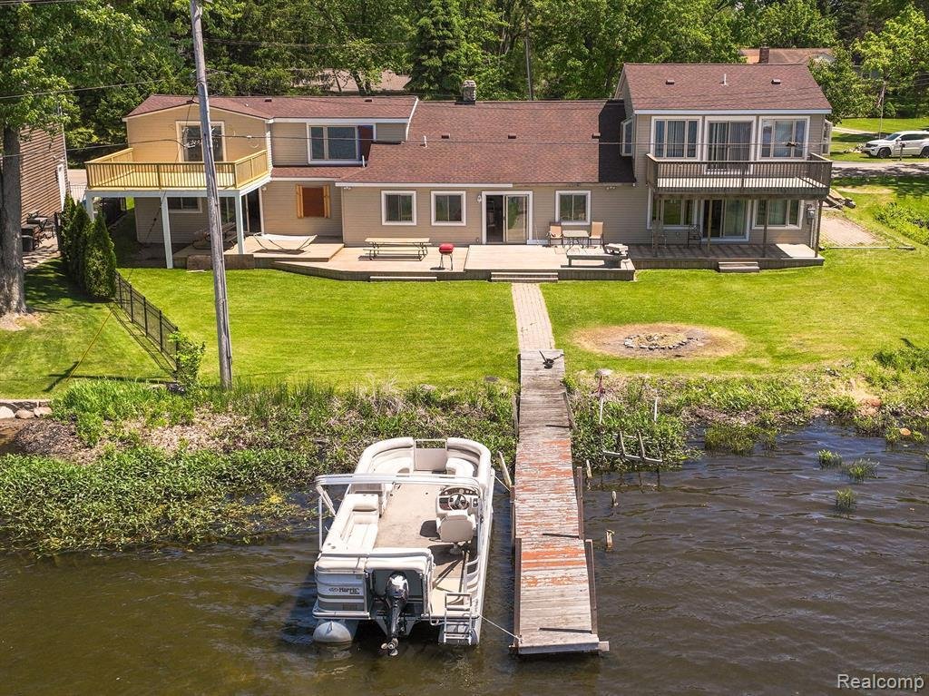 House in Brighton, Michigan, United States 3 - 18308298
