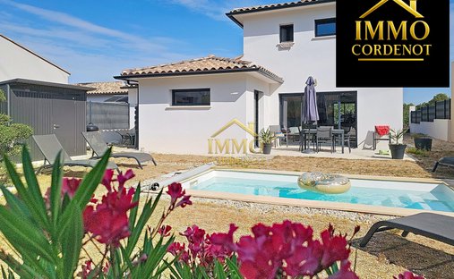 Villa in Rocbaron, Provence-Alpes-Côte d'Azur, France 1