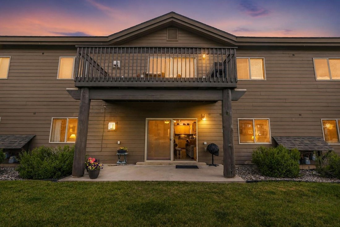 Condo in Gallatin Gateway, Montana, United States 1 - 18315195