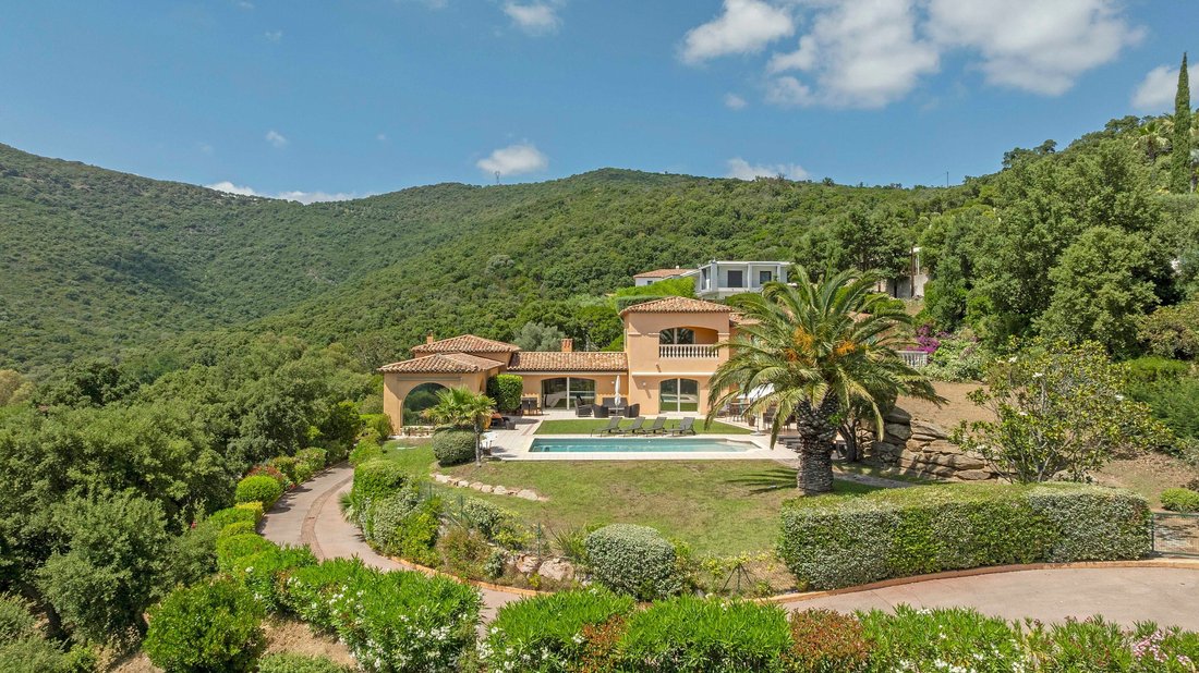 House in Sud, Cavalaire-sur-Mer, France 3 - 18314133