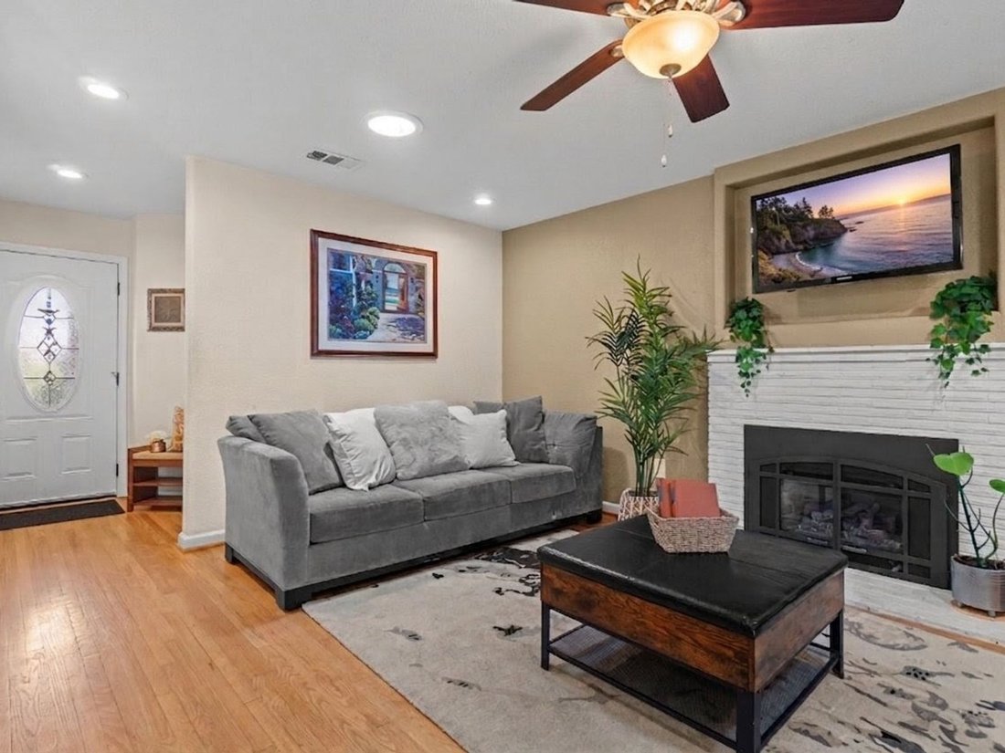 House in Folsom, California, United States 2 - 18311333