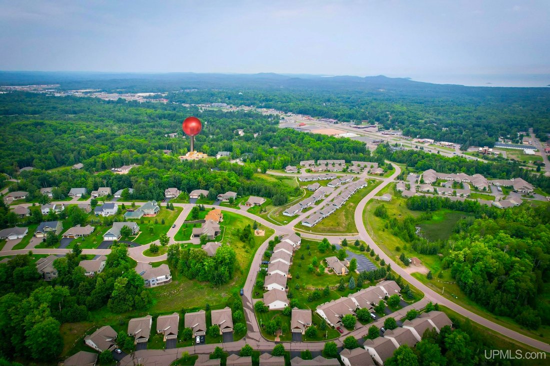House in Marquette, Michigan, United States 5 - 18309045