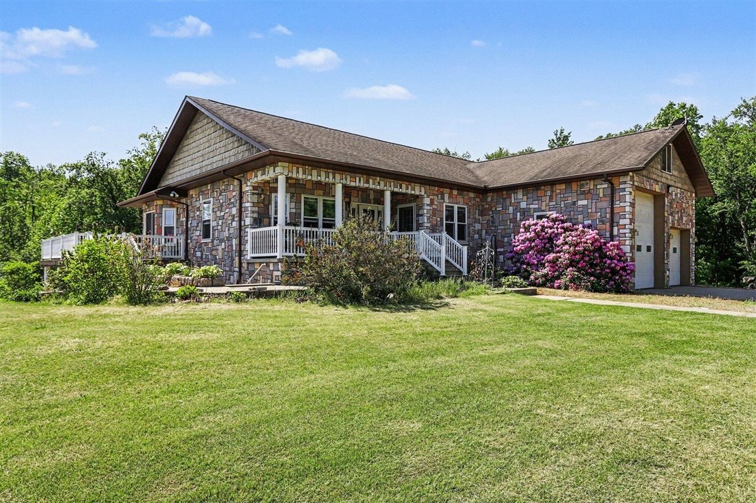 House in Fulton, Michigan, United States 5 - 18307745