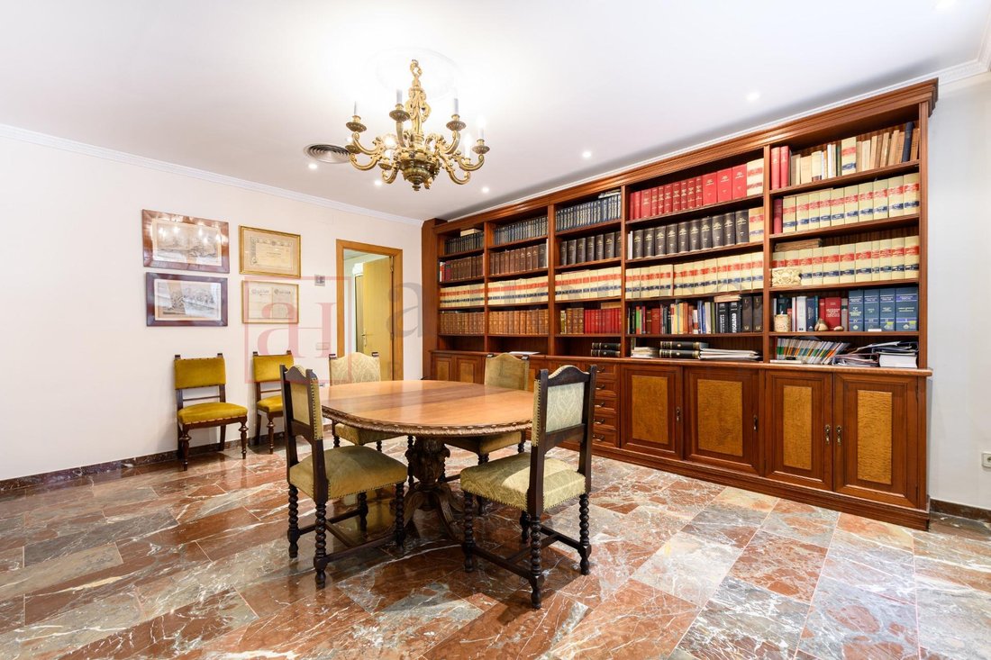 Apartment in Eixample, Barcelona, Spain 4 - 18314417