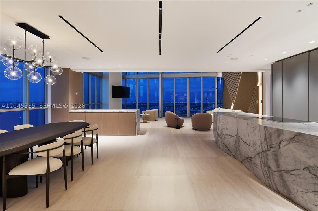 Condo in Miami, Florida, United States 2 - 18313055