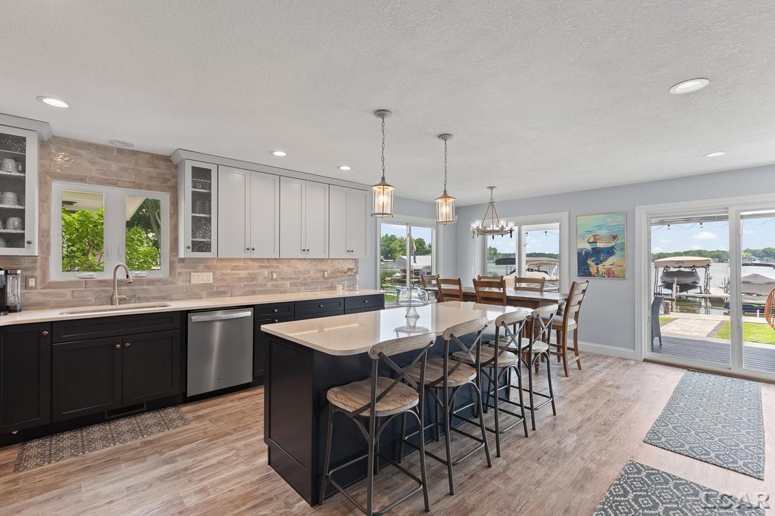 House in Addison, Michigan, United States 3 - 18309359