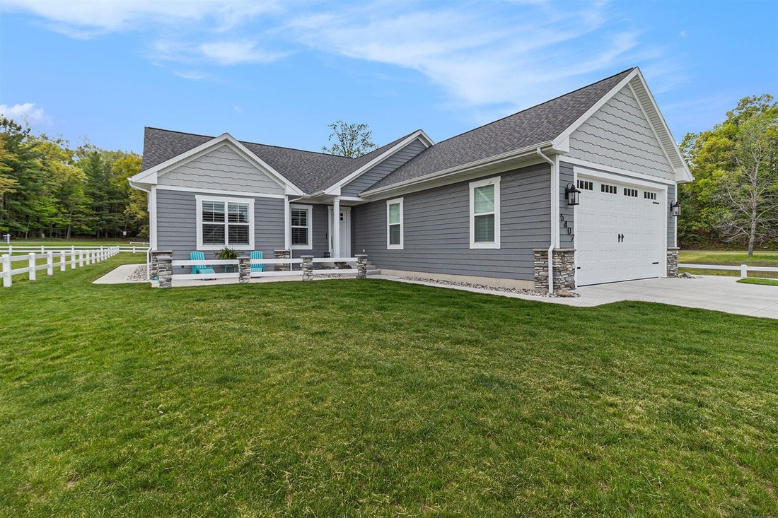 House in Pentwater, Michigan, United States 3 - 18308650