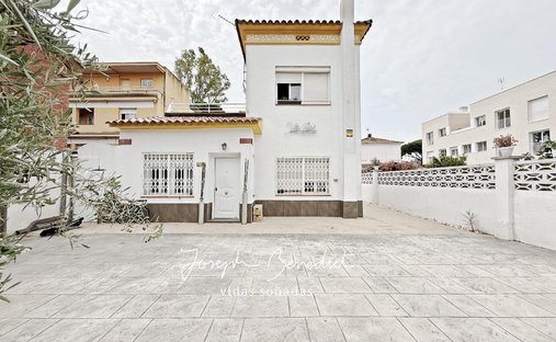 Maison à Castelldefels, Catalogne, Espagne 1