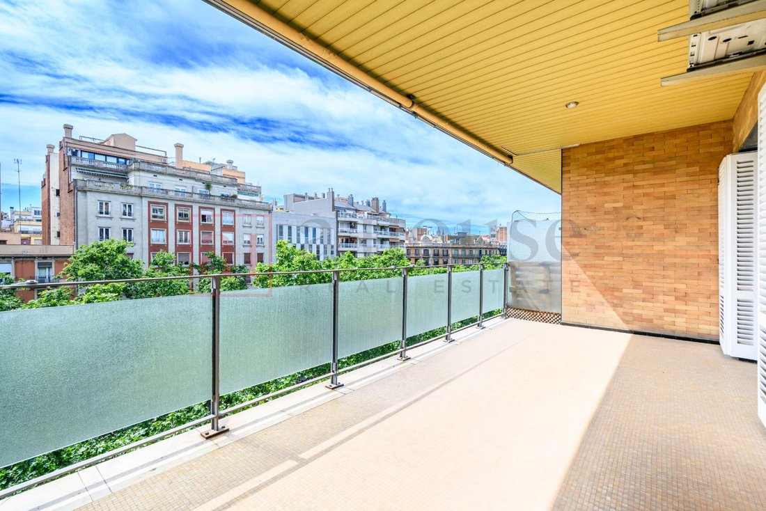 Apartment in Eixample, Barcelona, Spain 2 - 18314122
