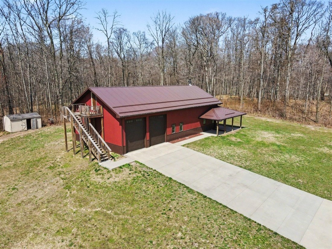 House in Grand Junction, Michigan, United States 2 - 18309052