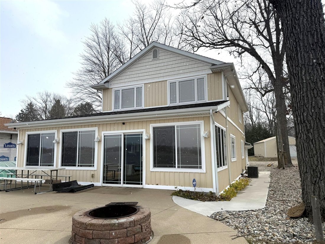 House in Delton, Michigan, United States 3 - 18309872