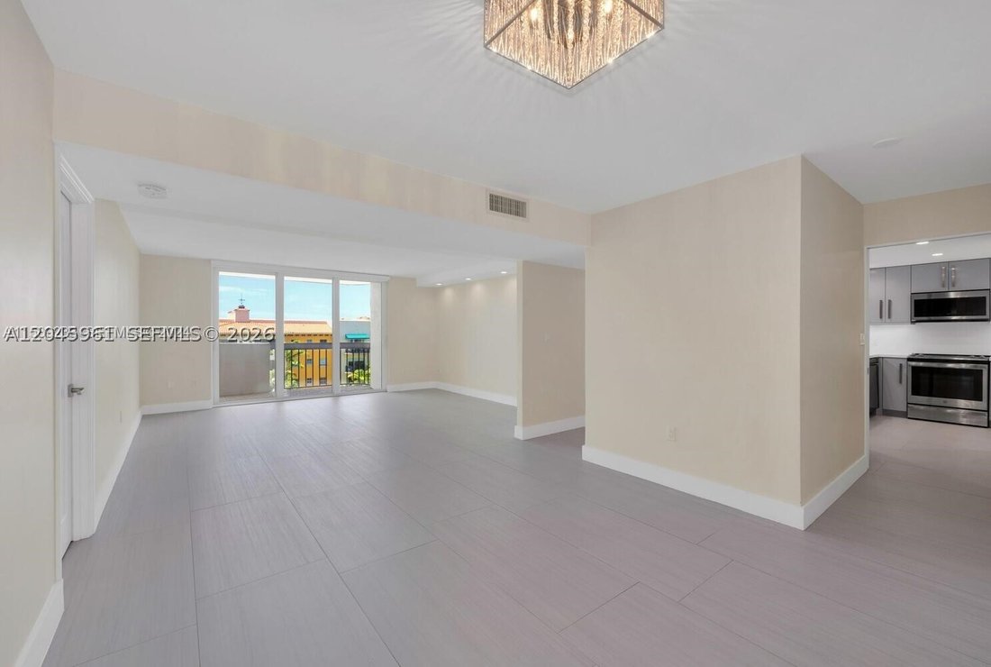 Condo in Coral Gables, Florida, United States 3 - 18313019