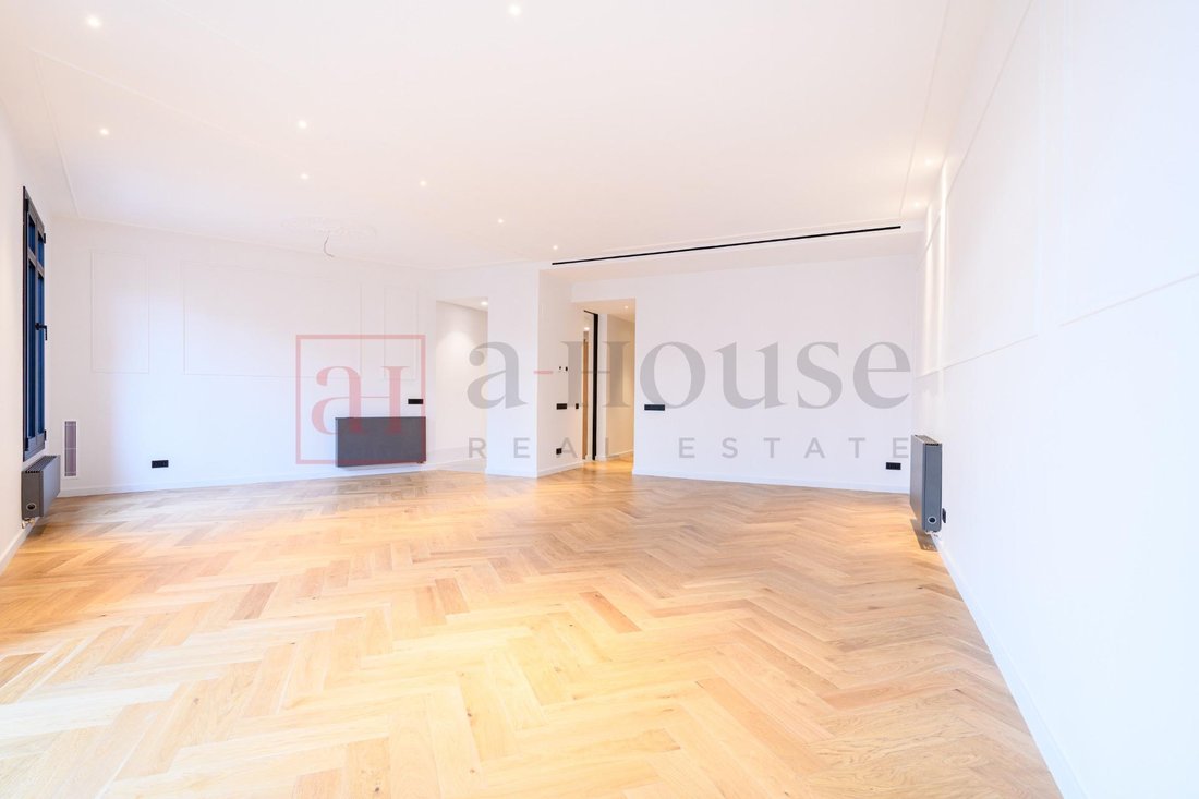 Apartment in Eixample, Barcelona, Spain 3 - 18312923