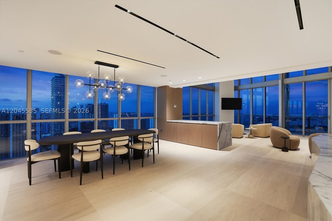Condo in Miami, Florida, United States 1 - 18313055