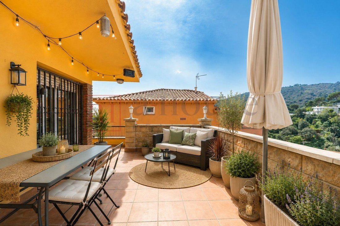 Chalet in Horta-Guinardó, Barcelona, Spain 1 - 18311804