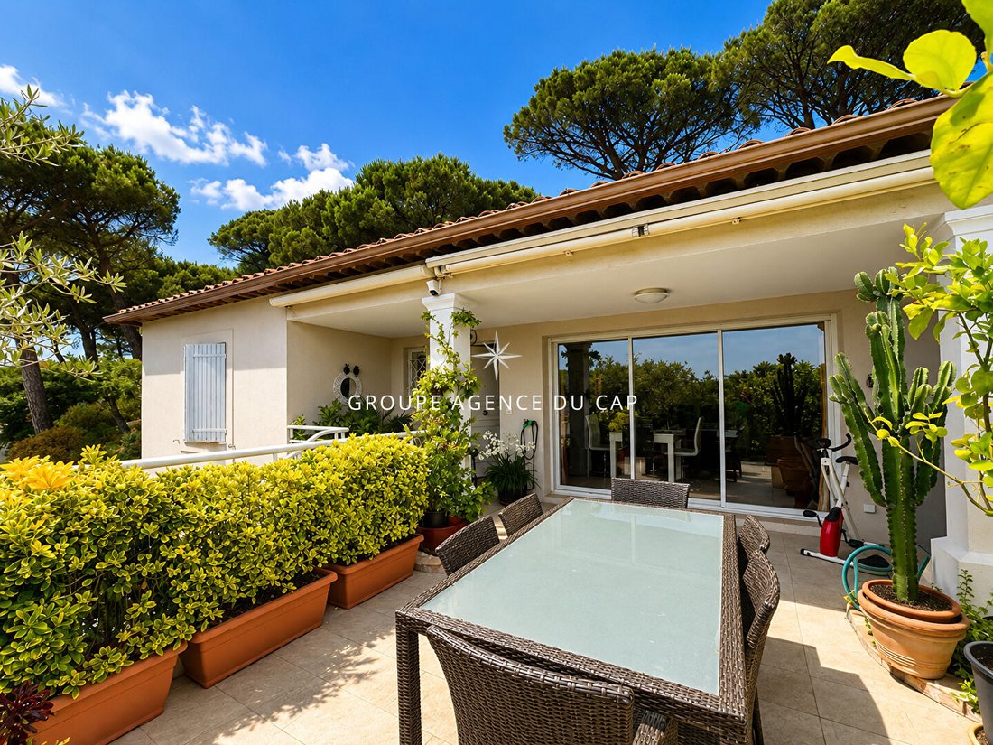 Villa in Basse Suane-Les Virgiles, Sainte-Maxime, France 2 - 18310672