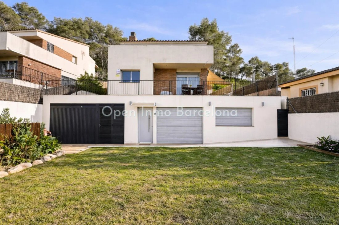 Chalet in Canyelles, Catalonia, Spain 1 - 18312948