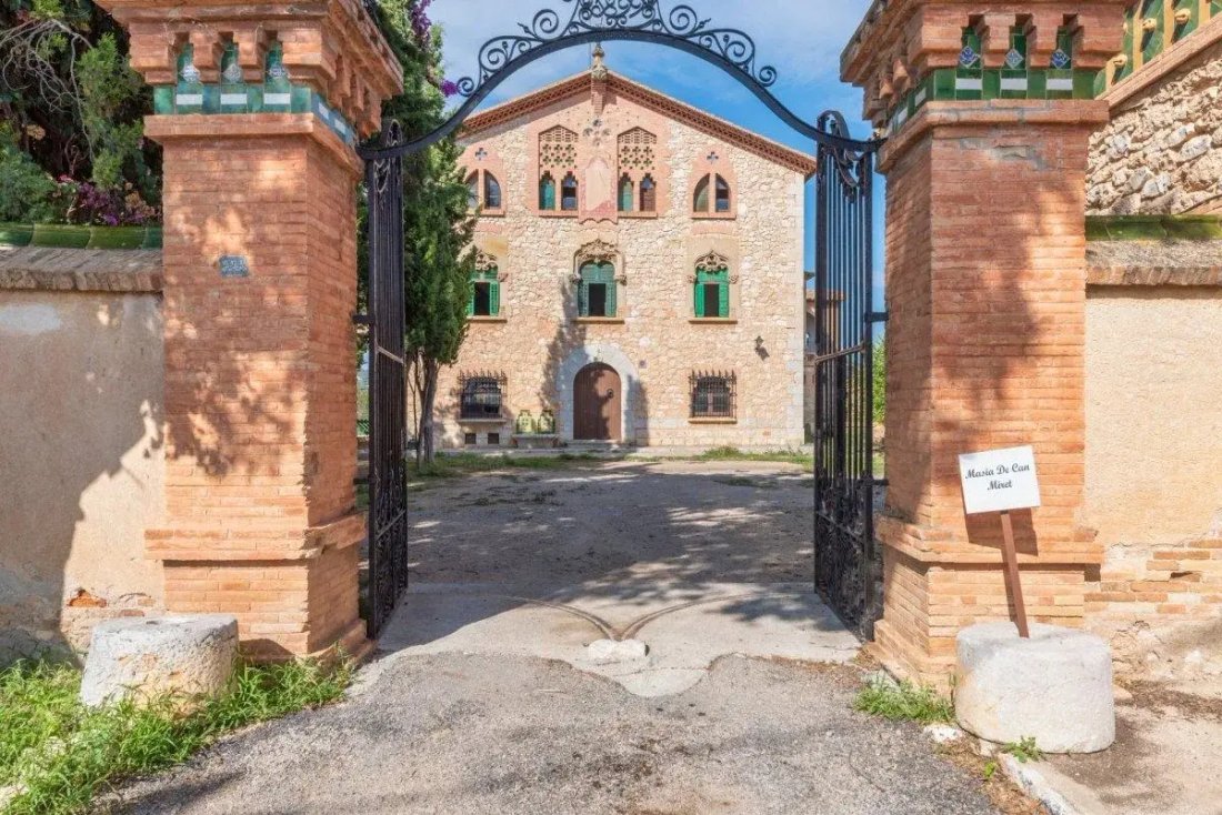 Finca in Sant Pere de Ribes, Catalonia, Spain 1 - 18313087
