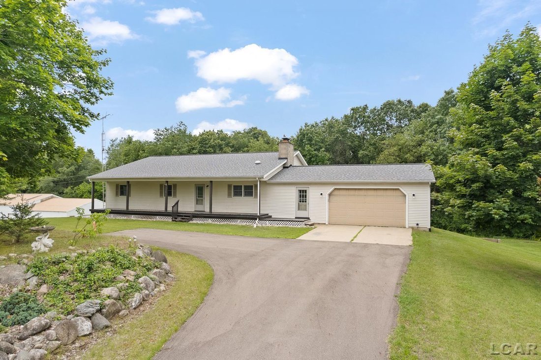 House in Gregory, Michigan, United States 4 - 18309795