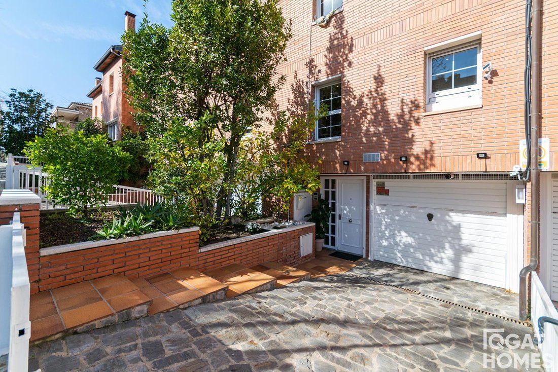 Townhouse in Sant Cugat del Valles, Catalonia, Spain 2 - 18312120
