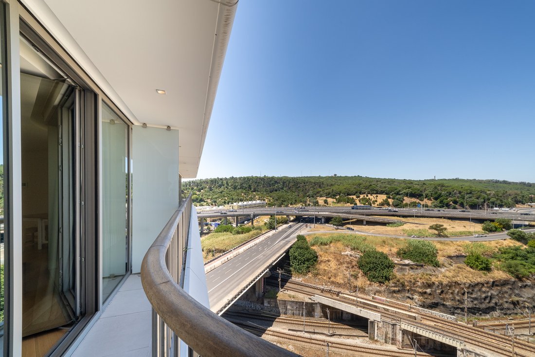 Apartment in Campolide, Lisbon, Portugal 3 - 18286690