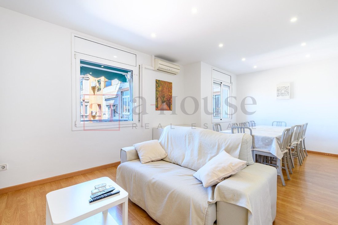 Apartment in Sant Martí, Barcelona, Spain 2 - 18313725