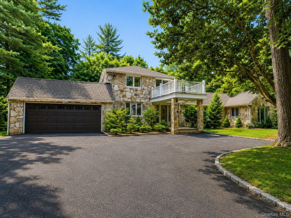 House in Old Westbury, New York, United States 1 - 18313166