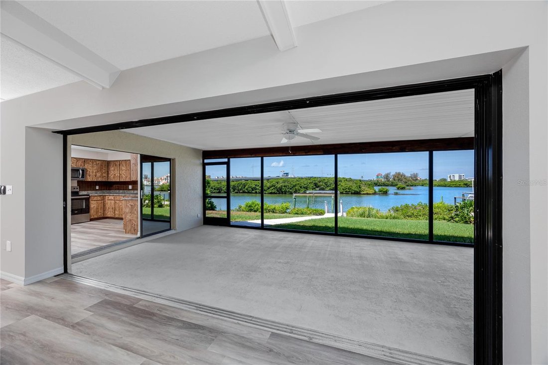 House in Seminole, Florida, United States 3 - 18313641