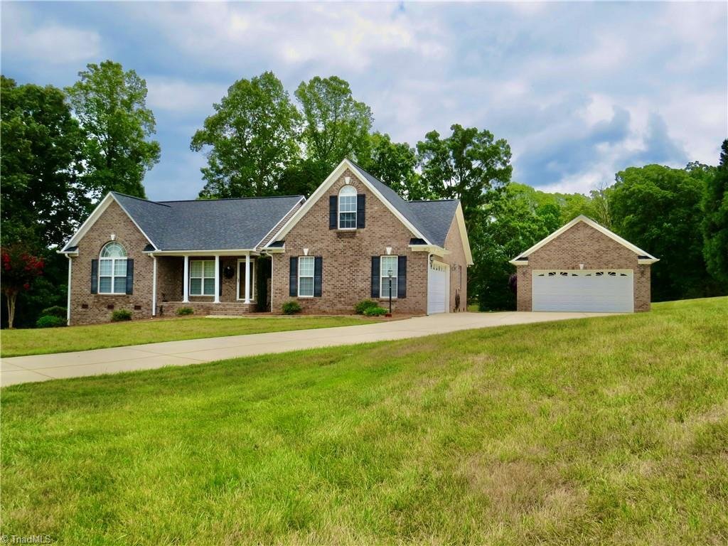 House in Reidsville, North Carolina, United States 1 - 18313151