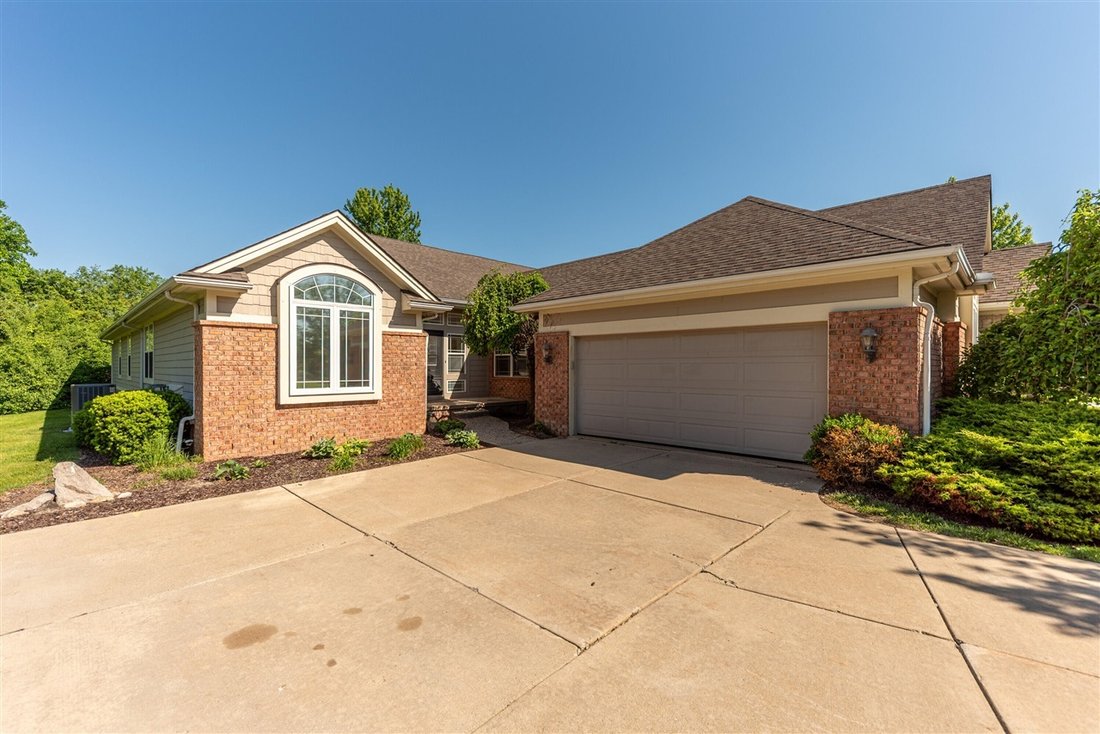 Condo in Ann Arbor, Michigan, United States 1 - 18309645