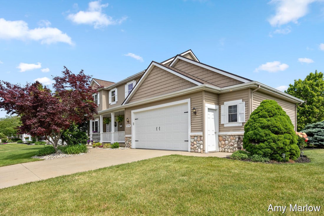 House in Byron Center, Michigan, United States 1 - 18307760