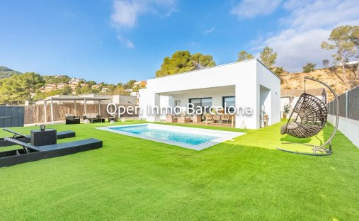 House in Canyelles, Catalonia, Spain 1