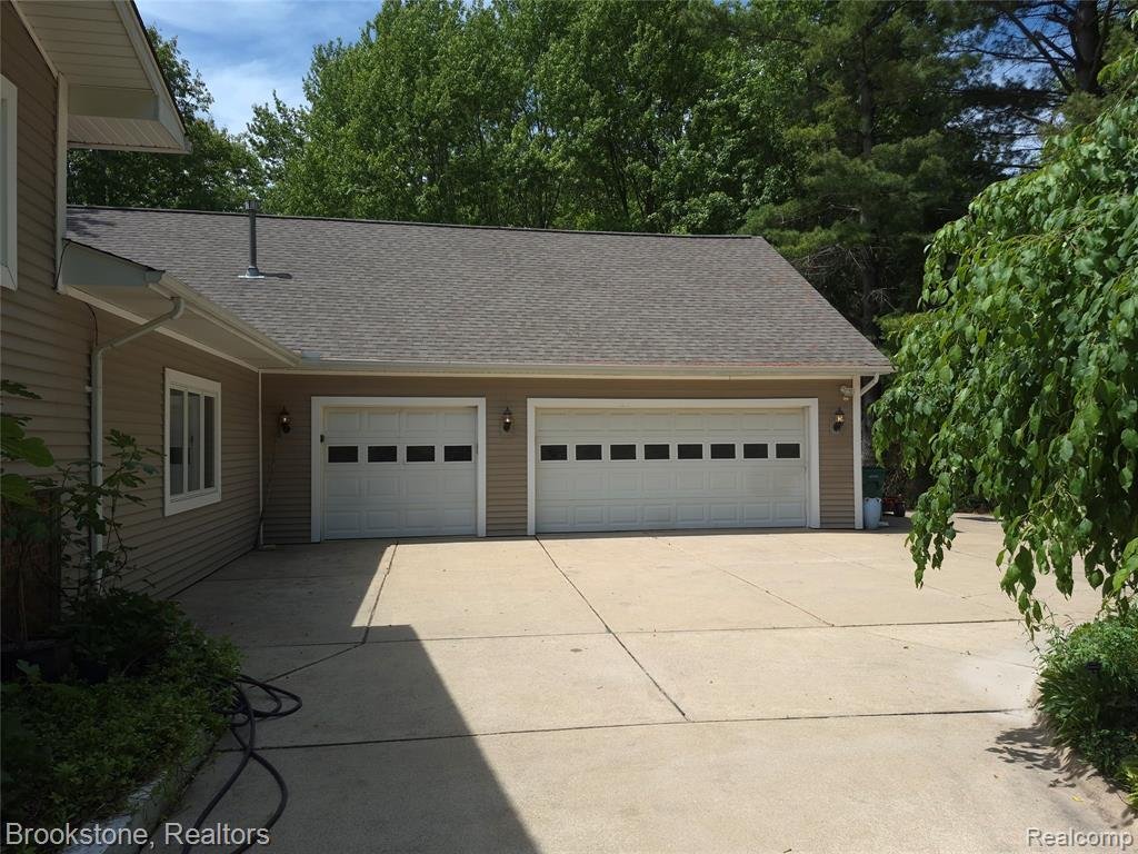 House in Dryden, Michigan, United States 5 - 18308389