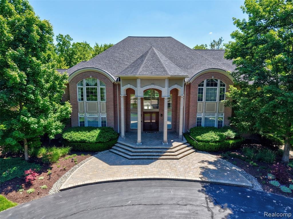 House in Grand Blanc Township, Michigan, United States 1 - 18308324
