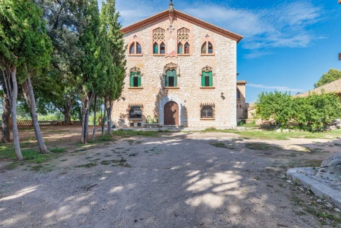 Finca in Sant Pere de Ribes, Catalonia, Spain 2 - 18313087