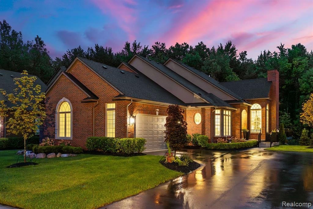 Condo in Rochester Hills, Michigan, United States 1 - 18307806