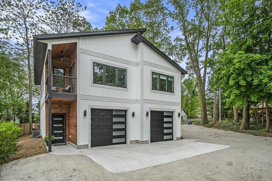 House in Muskegon, Michigan, United States 1 - 18309376