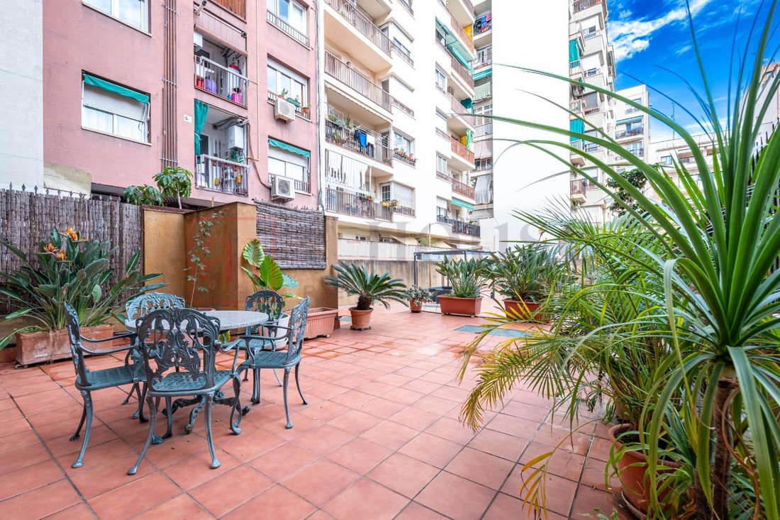 Apartment in Eixample, Barcelona, Spain 3 - 18314233