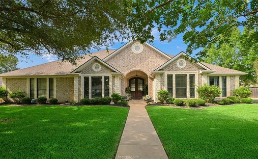 House in Caldwell, Texas, United States 1