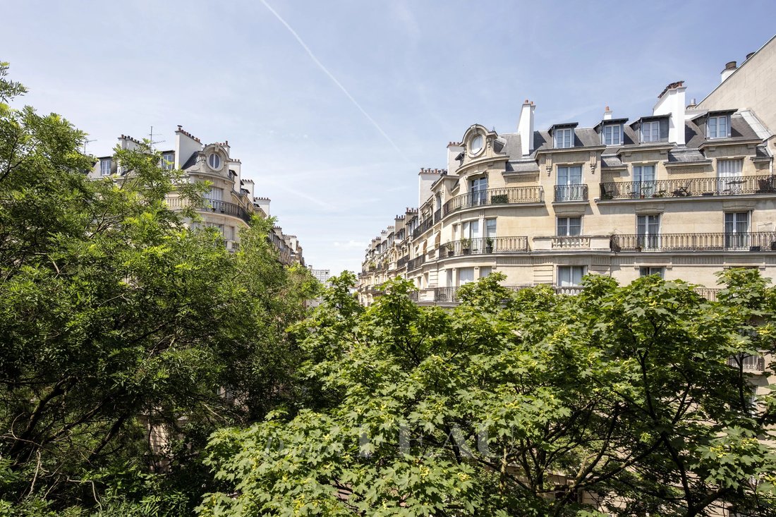 Apartment in Auteuil Sud, Paris 16e Arrondissement, Paris 3 - 18310178