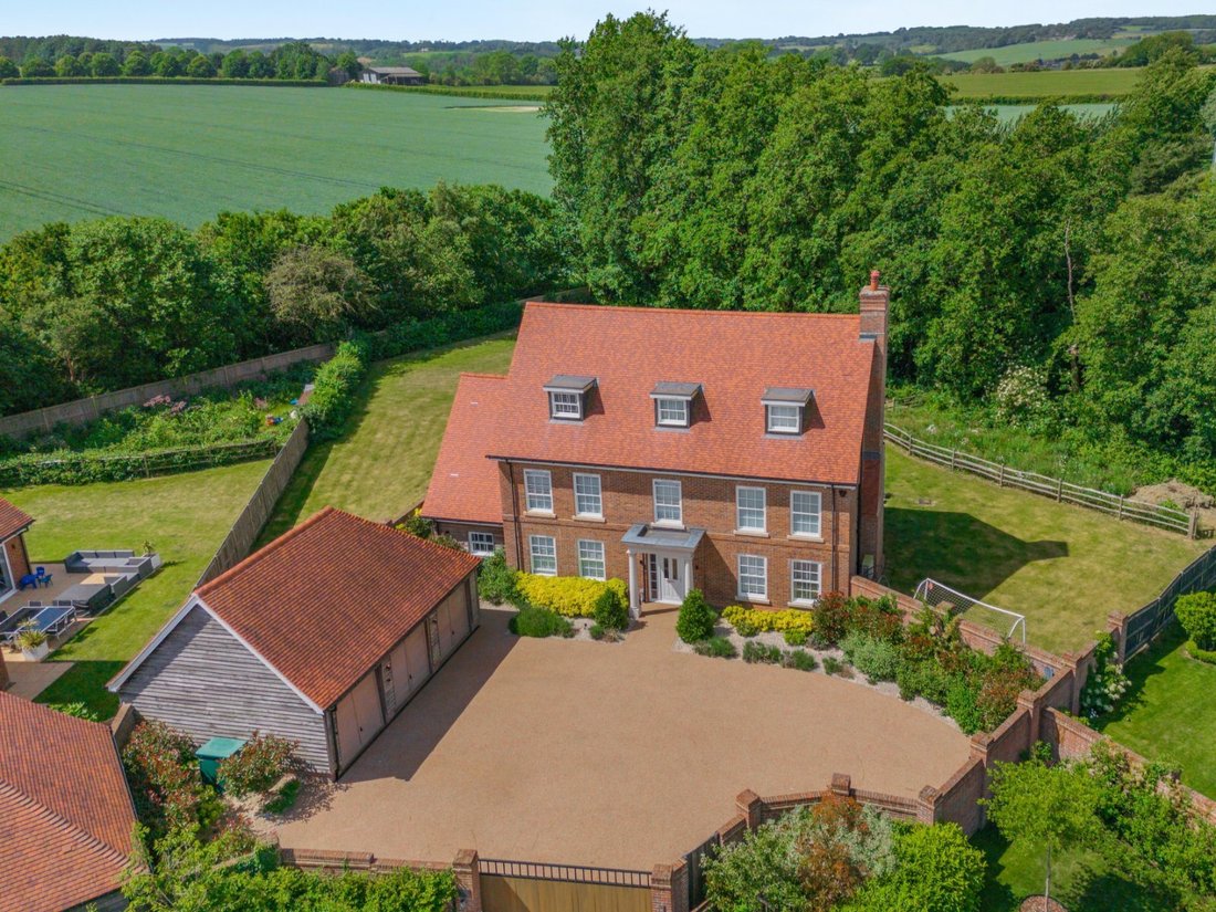 House in Kent, England 2 - 18313447