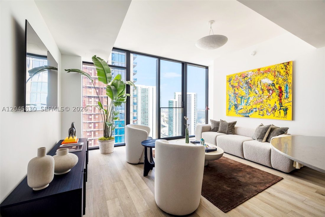 Condo in Miami, Florida, United States 3 - 18313057