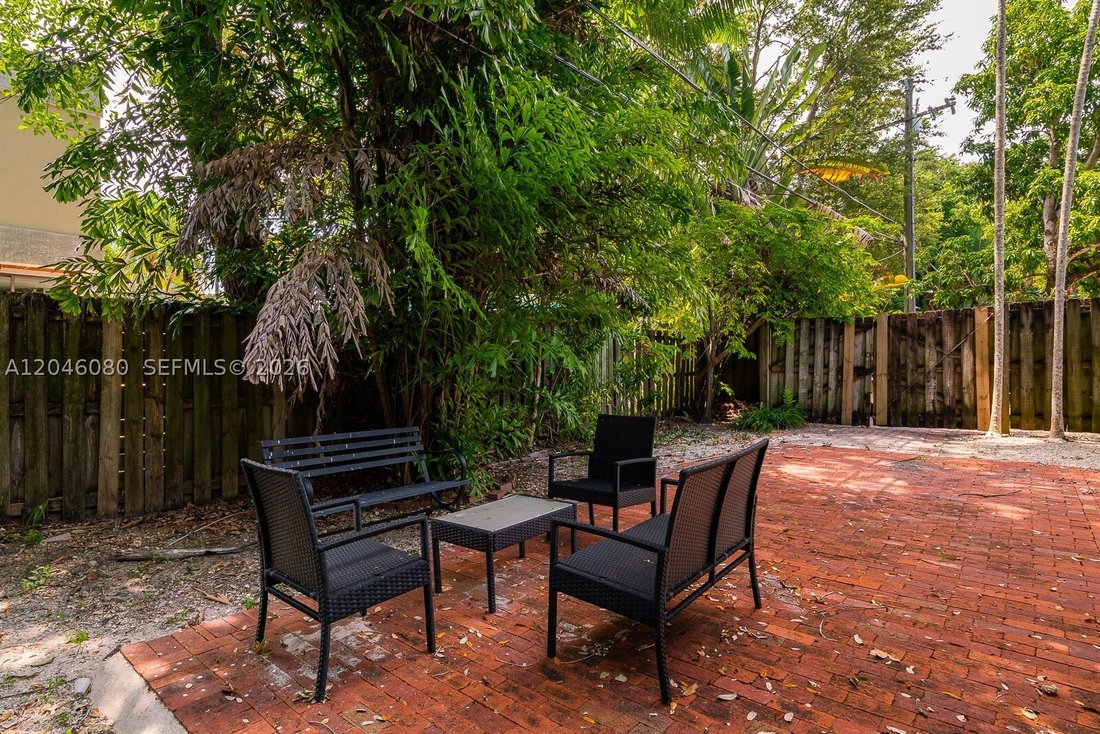 House in Miami, Florida, United States 5 - 18313192