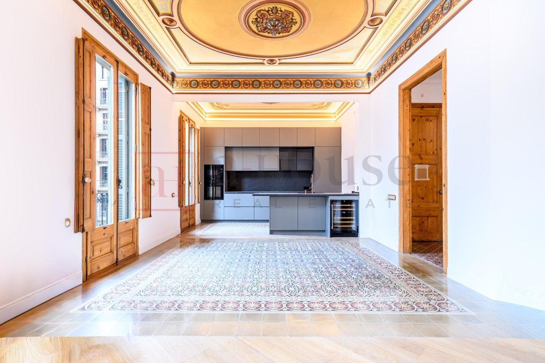 Apartment in Eixample, Barcelona, Spain 1 - 18313844