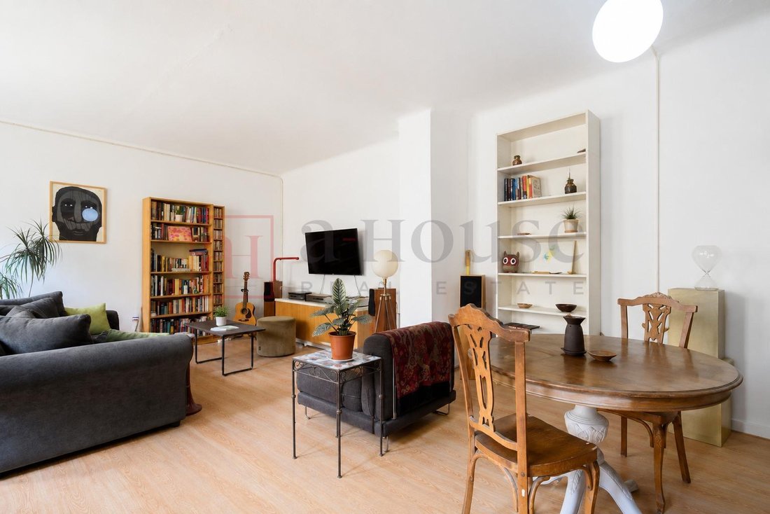 Apartment in Eixample, Barcelona, Spain 3 - 18314355
