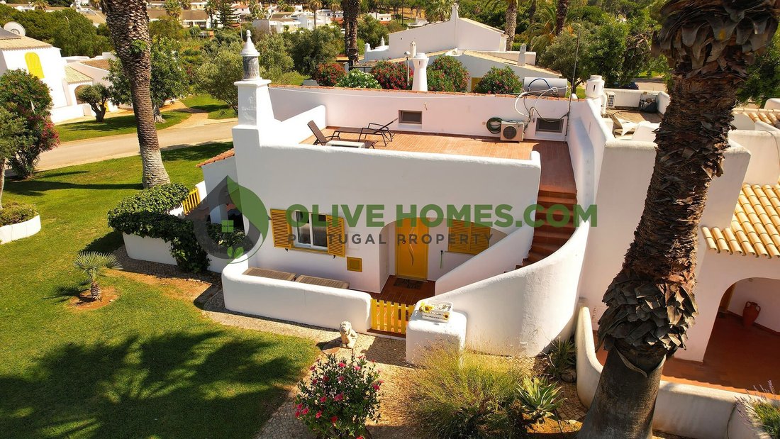 Villa in Vilamoura, Quarteira, Algarve 1 - 18283104
