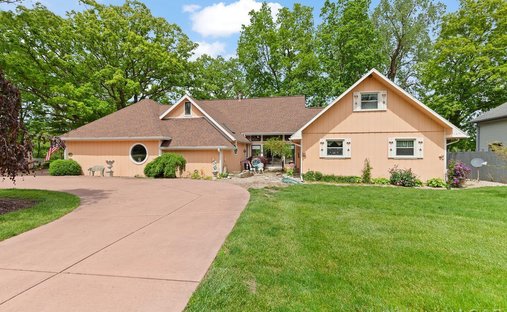 House in Addison, Michigan, United States 1