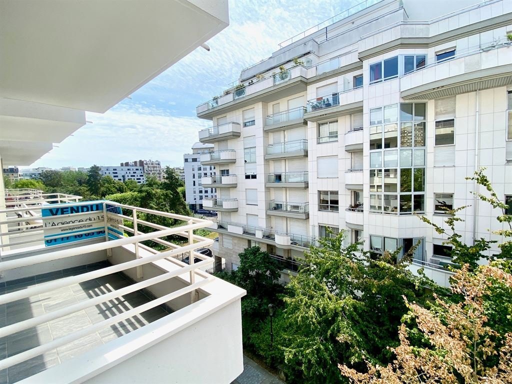Apartment in Reine-Mairie, Boulogne-Billancourt, France 1 - 18033931